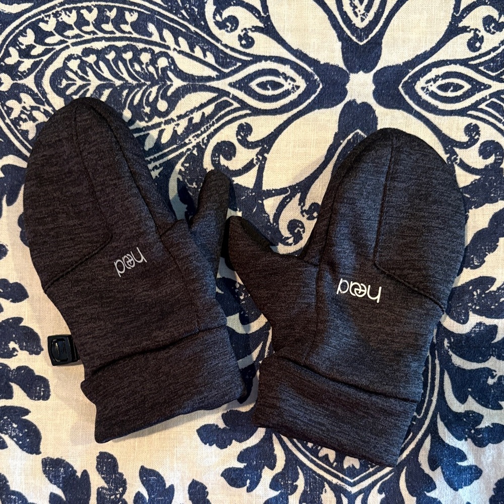 Head Charcoal Winter Mittens for Toddlers
